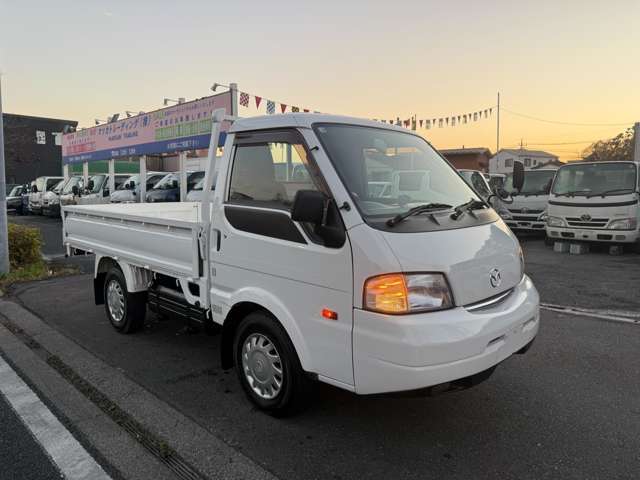 Mazda Bongo Truck 7