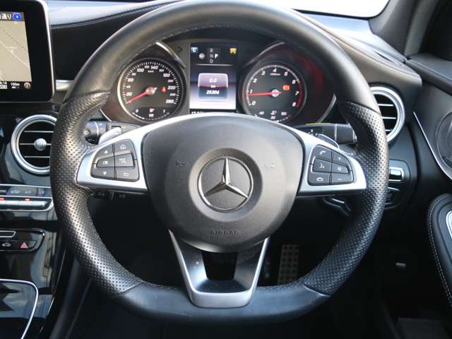 Mercedes-Benz GLC 11