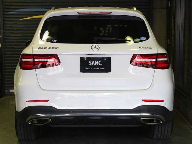 Mercedes-Benz GLC 8