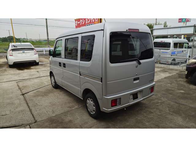 Suzuki Every 3