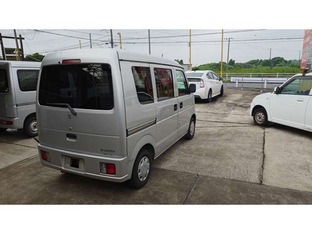 Suzuki Every 5