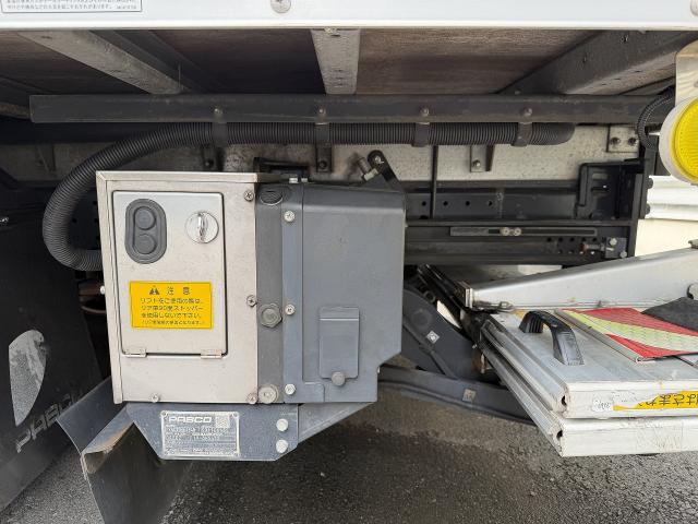 Mitsubishi Fuso Canter 10
