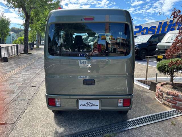 Suzuki Every 8