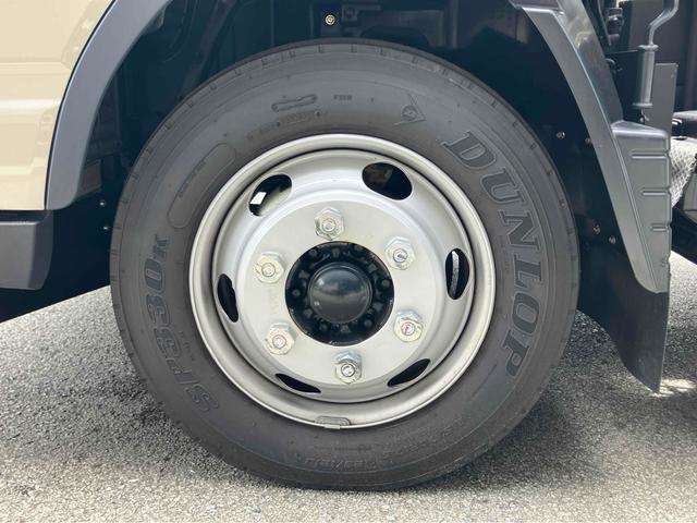 Mitsubishi Fuso Canter 9