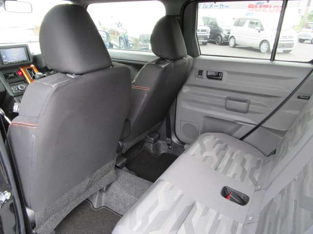 Daihatsu Taft 12