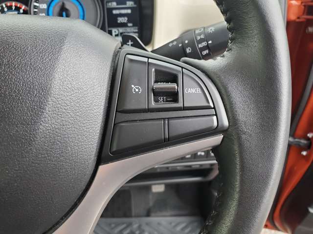 Suzuki XBEE 5