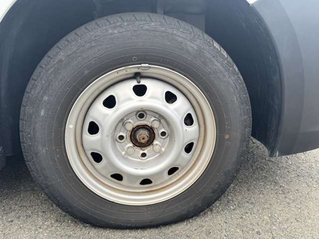 Nissan NV150 AD 4