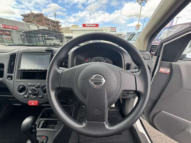 Nissan NV150 AD 6