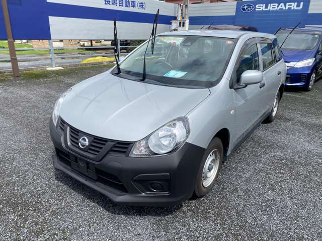 Nissan AD 4