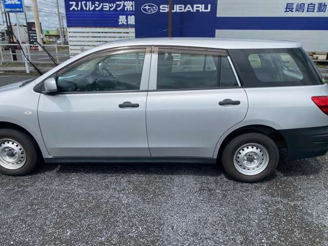 Nissan AD 7