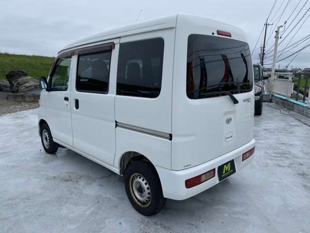 Daihatsu Hijet Cargo 10
