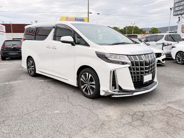 Toyota Alphard 2