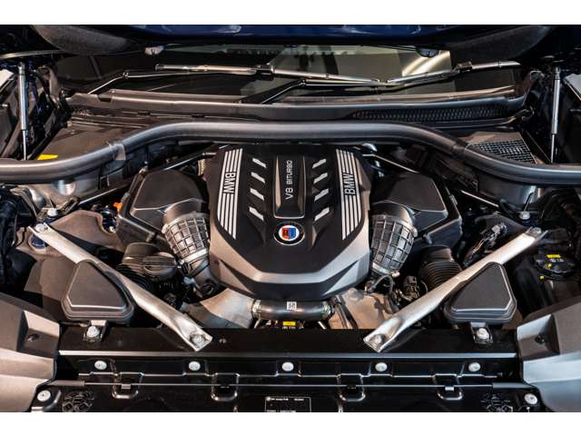 BMW Alpina XB7 9