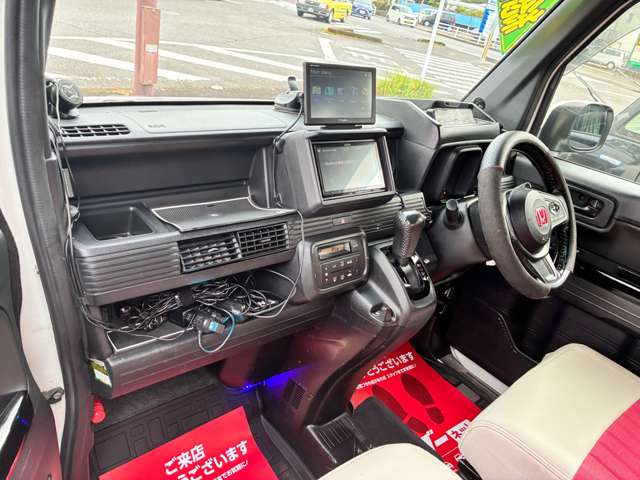 Honda N-VAN 8