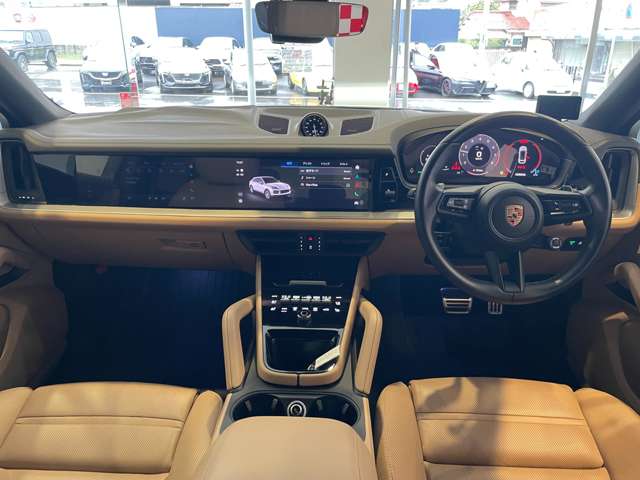Porsche Cayenne Coupe 12