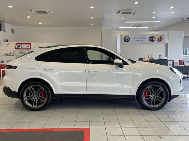 Porsche Cayenne Coupe 7