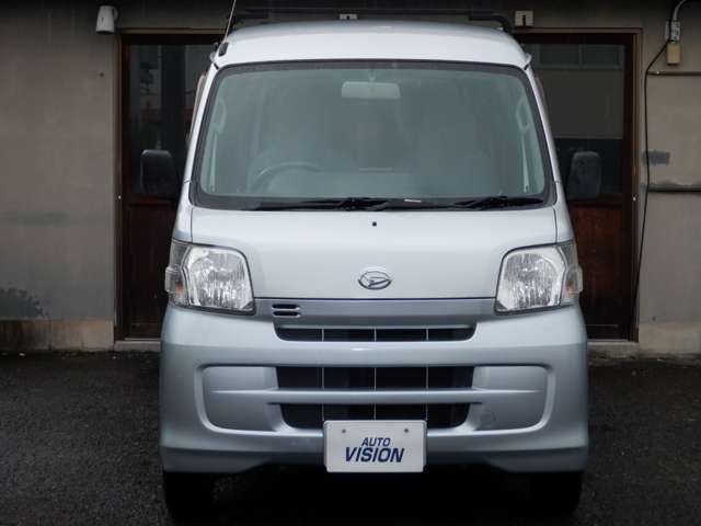 Daihatsu Hijet Cargo 3