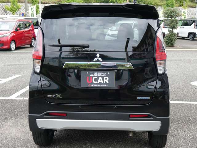 Mitsubishi eK X 8