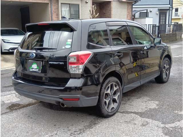 Subaru Forester 4