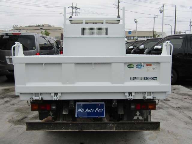 Mitsubishi Fuso Canter 12