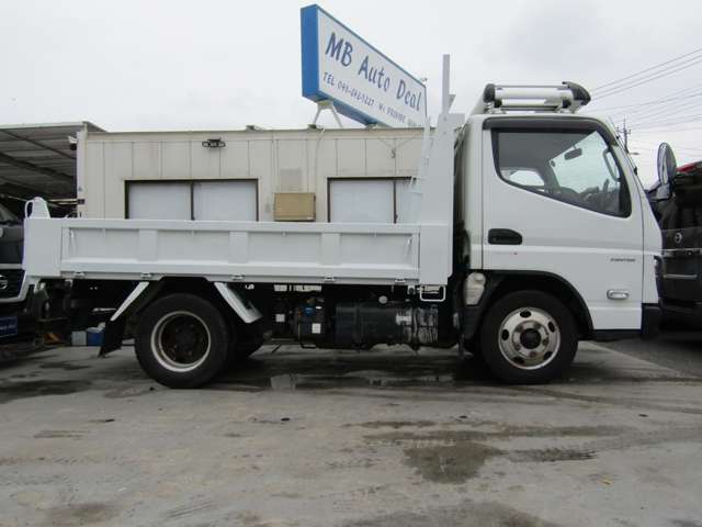 Mitsubishi Fuso Canter 9