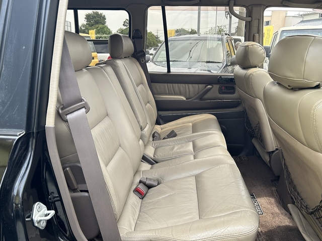 Toyota Land Cruiser 80 8