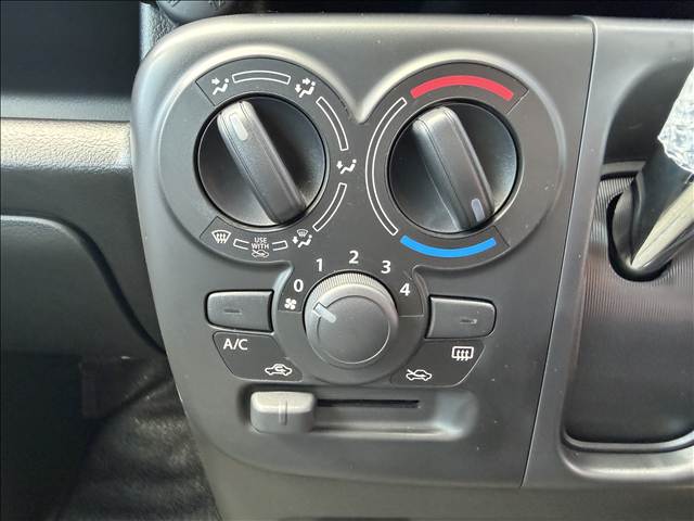 Suzuki Every 9