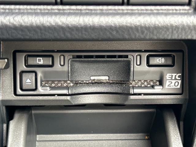 Lexus LBX 6
