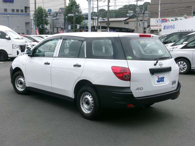 Nissan AD 2