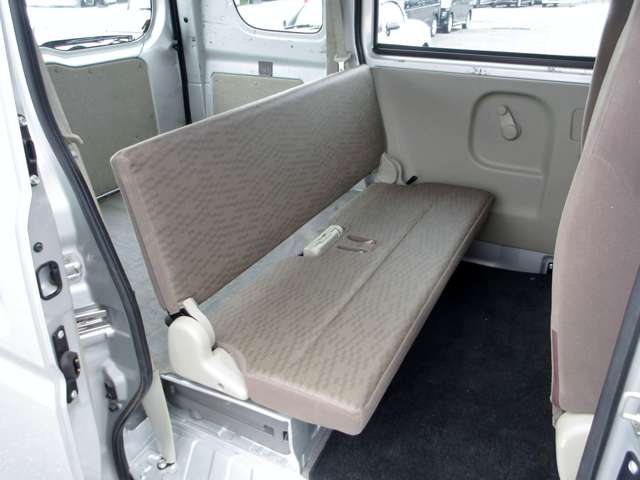 Suzuki Every 12