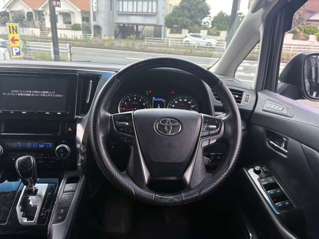 Toyota Alphard 7