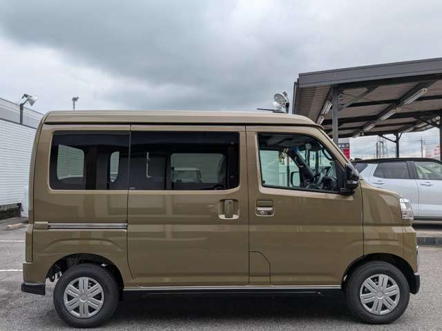 Daihatsu Atrai 4