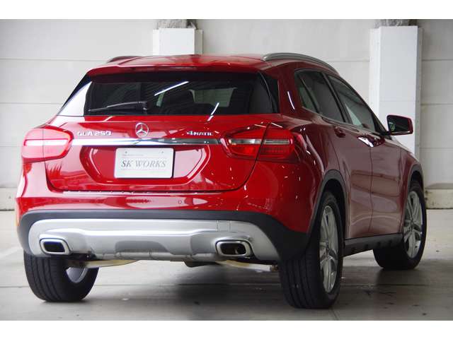Mercedes-Benz GLA-Class 6