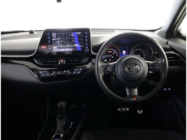 Toyota C-HR 4
