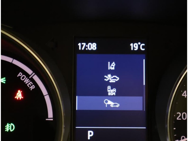 Toyota C-HR 10