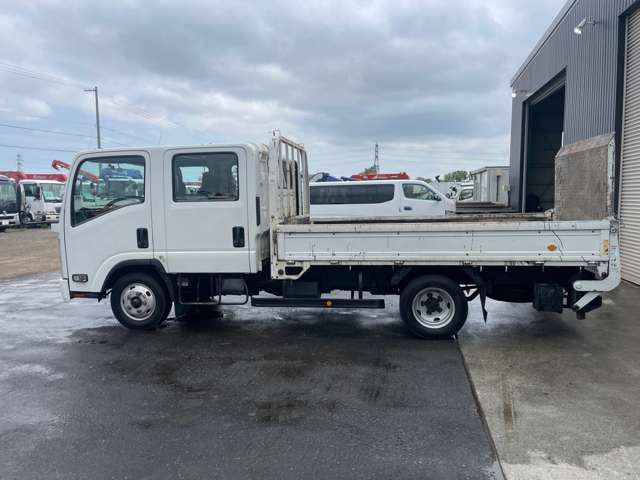 Isuzu Elf 8
