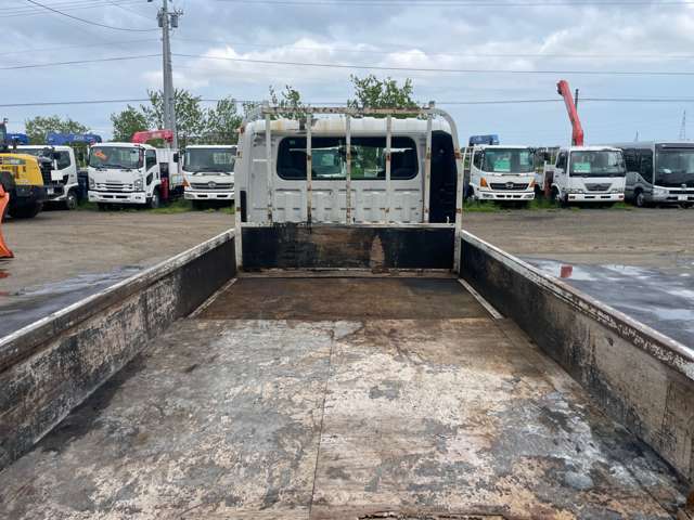 Isuzu Elf 10