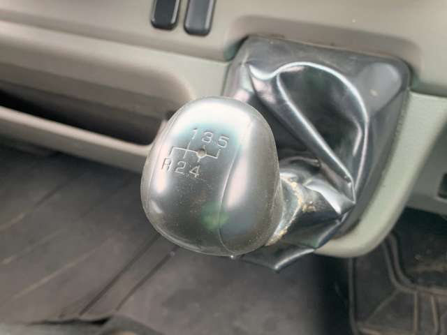 Mitsubishi Fuso Canter 8