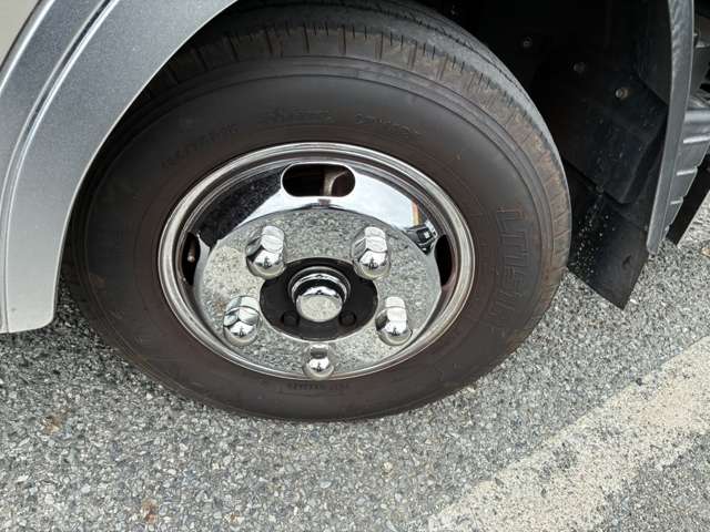 Mitsubishi Fuso Canter 4