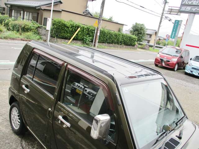 Daihatsu ネイキッド 12