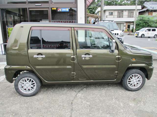 Daihatsu ネイキッド 5