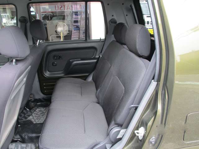 Daihatsu ネイキッド 9