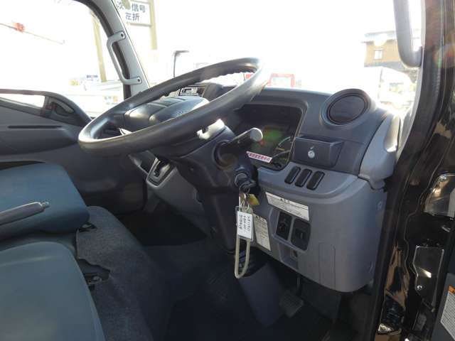 Mitsubishi Fuso Canter 13