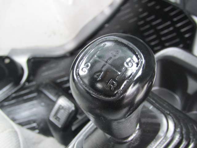Mitsubishi Minicab Truck 11