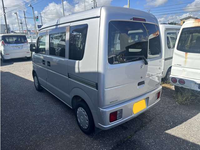 Suzuki Every 3