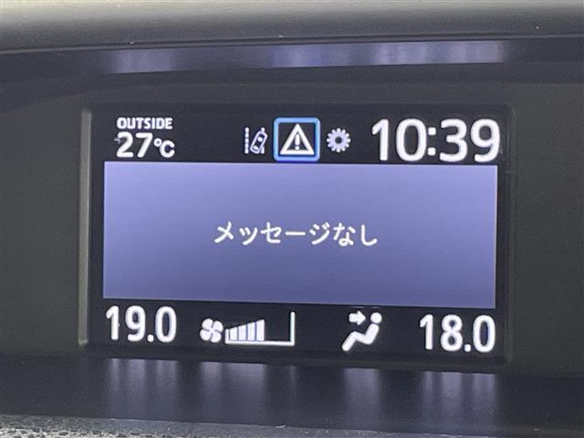 Toyota Voxy 8