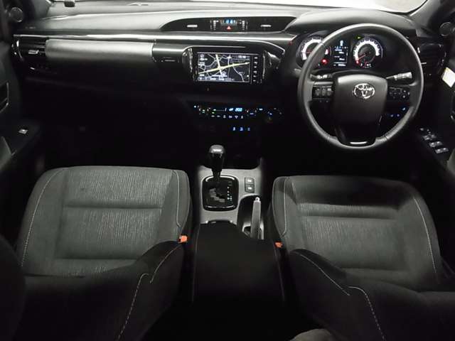 Toyota Hilux 7