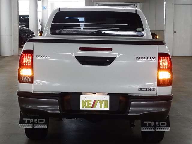 Toyota Hilux 10