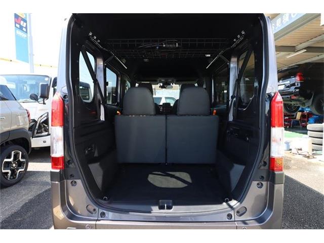 Honda N-VAN 12