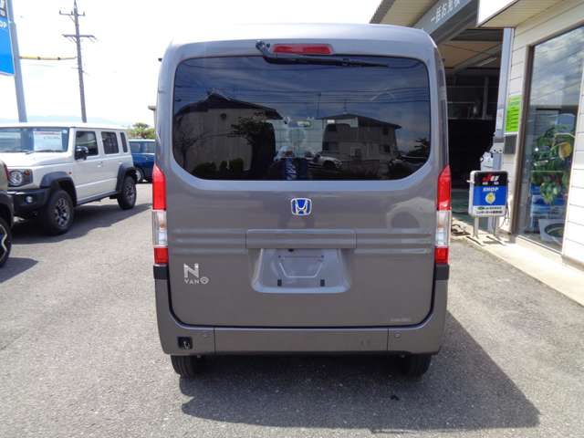 Honda N-VAN 9
